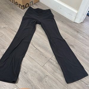 Black Athelta Girl Flare Leggings